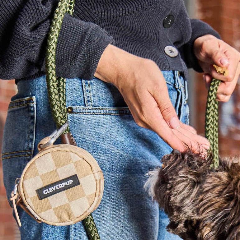 Cleverpup Snackpack Double Insulated Dog Treat Pouch - Holds 1.5 Cups - Dog Training and Walks Snack Bag, Two Pockets for Dry or Wet Treats, Attaches to Leash, Belt, or Bag - Checkerboard - Image 3
